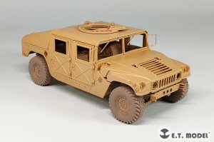 画像8: E.T.MODEL[P35-168]1/35 現用 アメリカ M1024/M1046ハンビー 自重変形タイヤセット(タミヤ用) (8)