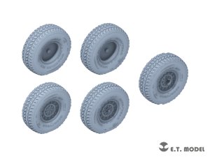 画像2: E.T.MODEL[P35-173]1/35 現用 アメリカ M1114ハンヴィー 自重変形タイヤセット(ブロンコ用) (2)