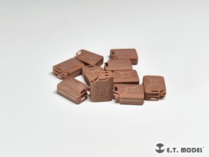画像4: E.T.MODEL[P35-263]1/35 現用 ロシア 20リットルジェリカンセット(10個入) (4)
