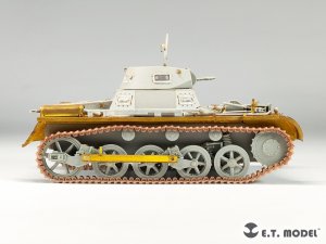 画像9: E.T.MODEL[P35-400]1/35 WWII ドイツ I号戦車用可動履帯(ドラゴン/ホビーボス/タコム用) (9)