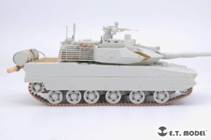画像4: E.T.MODEL[P35-415]1/35 現用 中国人民解放軍 ZTQ15軽戦車 連結可動履帯 タイプ2(モンモデル用) (4)