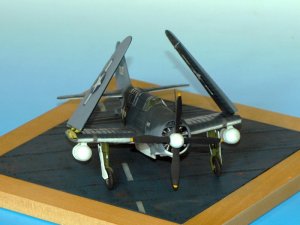 画像9: EUREKA XXL[EDB-7201]1/72 WWII アメリカ海軍空母飛行甲板セット (9)