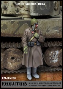画像2: エボリューション[EM-35236]1/35 WWII 露/ソ ソビエト赤軍 タイガー戦車を説明する兵士 1943 (2)