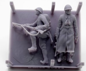 画像2: FC★MODEL[FC37356]1/35 WWII ポーランド軍歩兵セット 攻撃指揮(2体入) (2)