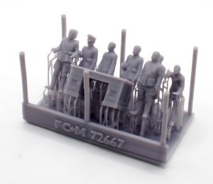 画像4: FC★MODEL[FC72667]1/72 WWII ドイツ 「地下壕指揮所」フィギュア&アクセサリーセット(8体入) (4)