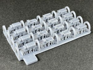 画像2: Fire Starter[FS-MUS18]1/700　現用米軍 M35トラック　セット (2)