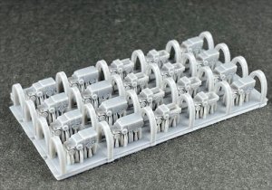 画像2: Fire Starter[FS-MUS19]1/700　現用米軍 M37,M42,M43トラック　セット (2)