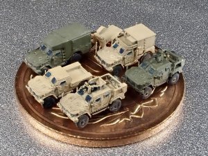 画像2: Fire Starter[FS-MUS24]1/700　現用米軍　JLTV　セット (2)