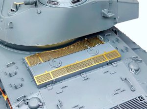 画像12: ゲッコー・モデル[GEC16GM0038]1/16 米軍 WWII M24 チャーフィー 軽戦車 (12)