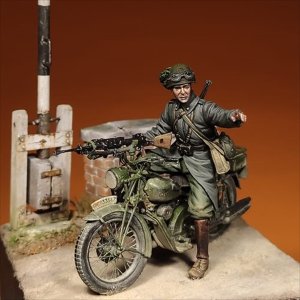 画像2: HDMODELS[HDM35120]1/35 WWII イタリア モトグッツィ アルチェ500 オートバイ兵付 (2)