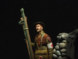 画像3: HDMODELS[HDM35194]1/35 WWII イギリス 英連邦軍 衛生兵セット(展示ベース付) (3)