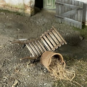 画像2: HDMODELS[HDM35200]1/35 ジオラマアクセサリー 木製手押し車 (2)