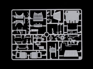 画像9: イタレリ[IT2808] 1/48 オペルブリッツ 燃料補給車 Kfz.385 (9)
