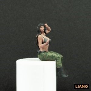 画像5: LIANG MODEL[LIANG-F005]1/35 タンクガール (5)