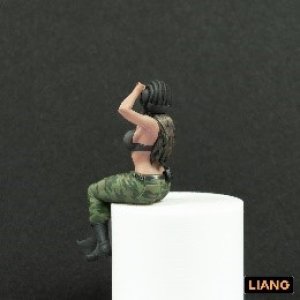 画像6: LIANG MODEL[LIANG-F005]1/35 タンクガール (6)