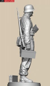 画像8: ライフミニチュア[LM-20005]1/10(180mm) WWII ドイツ ポトー迎撃戦 ハンセン戦闘団の降下猟兵弾薬手 アルデンヌ1944年12月18日(100個限定) (8)