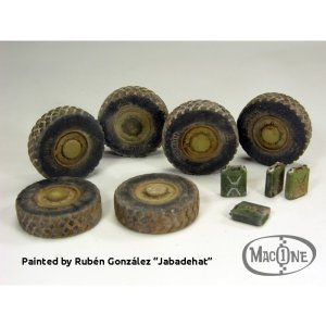 画像3: MacOne Models[MAC48002]1/48 コヨーテ装甲車ホイール&ジェリカンセット(エアフィックス用) (3)