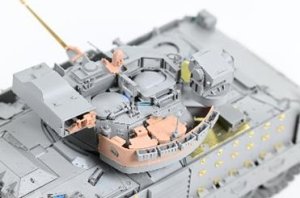 画像7: マジックファクトリー[MGF2012]1/35 M2A4 ブラッドレー 歩兵戦闘車w/CVTESS (7)
