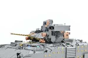 画像8: マジックファクトリー[MGF2012]1/35 M2A4 ブラッドレー 歩兵戦闘車w/CVTESS (8)