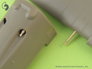 画像2: MASTER[AM-32-005]1/32 WWII ドイツ メッサーシュミットBf109E-3?E-9/T用 兵装セット(MG17銃口/MGFF銃身) (2)