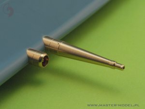 画像2: MASTER[AM-32-019]1/32 WWII イギリス スーパーマリン スピットファイア 初期E型翼用 イスパノ20mm機関砲身/.50(12.7mm)機銃身 フェアリング付 (2)