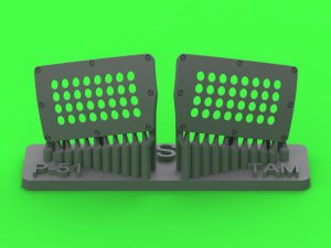 画像1: MASTER[AM-32-136]1/32 WWII アメリカ P-51ムスタング キャブレターエアフィルターカバー 標準穴開きタイプ(タミヤ用) (1)