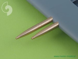 画像2: MASTER[AM-48-006]Supermarine Spitfire E wing late - Hispano 20mm & .50cal in fairings (two versions) (2)