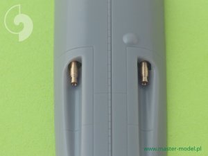 画像4: MASTER[AM-48-011]Bf 109 G5 - G14, K armament set (MG 131 tips) & Pitot Tube (4)