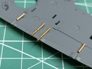 画像2: MASTER[AM-48-163]Spitfire Mk.I early - Browning .303 with flash hider barrel tips and early gunsight (for Eduard) (2)