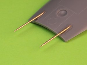 画像2: MASTER[AM-48-173]1/48 現用 フランス ダッソー シュペルミステールB2 ピトー管&AOAプローブ(レジン製マウント付) (2)