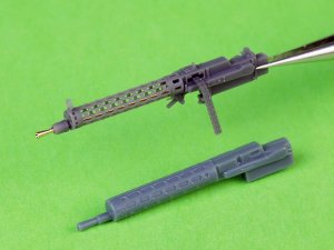 画像2: MASTER[AM-48-183]1/48 WWI ドイツ シュパンダウLMG 08/15機関銃 短装填ハンドルタイプ(2個入) (2)