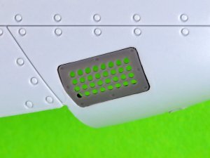 画像2: MASTER[AM-48-189]1/48 WWII アメリカ P-51ムスタング キャブレターエアフィルターカバー 標準穴開きタイプ(エアフィックス用) (2)