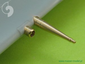 画像2: MASTER[AM-72-005]Supermarine Spitfire E wing early - Hispano 20mm & .50cal in fairings (two versions) (2)