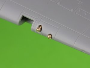 画像2: MASTER[AM-72-158]1/72 WWII イギリス ホーカー ハリケーンMk.IIb用 ブローニング.303(7.7mm)機銃銃身&照準用照星 (2)