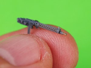 画像3: MASTER[AM-72-169]1/72 WWI ドイツ シュパンダウLMG 08/15機関銃 短装填ハンドルタイプ(2個入) (3)