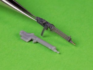 画像7: MASTER[AM-72-170]1/72 WWI ドイツ シュパンダウLMG 08/15機関銃 長装填ハンドルタイプ(2個入) (7)