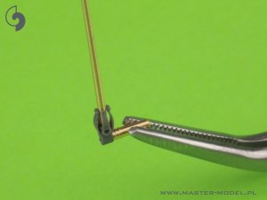 画像2: MASTER[GM-35-042]1/35 WWII ドイツ 起倒式2mロッドアンテナセット(初期のII号-IV号戦車用 1本入) (2)