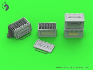 画像7: MASTER[GM-35-067]1/35 WWII アメリカ ブローニングM2HB .50口径(12.7mm)機関銃用 M2弾薬箱 開状態 WWIIタイプ(6個入) (7)