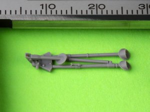画像3: MASTER[GM-35-089]1/35 WWII/現用 アメリカ 折り畳んだM2三脚 ブローニングM1919A4 .30口径(7.62mm)機関銃用 (3)