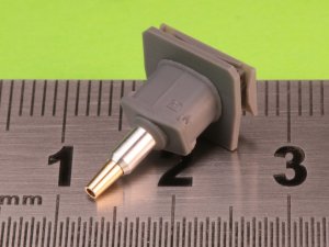 画像2: MASTER[GM-72-035]1/72 WWII ドイツ 7.5cm StuK 37 L/24砲身 マントレット付 III号突撃砲A/B/C/D/E型用 (2)