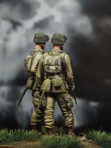 画像4: トリファクトリー[MJ35003]1/35 WWII 米 空挺兵セット (2 体セット ) (4)