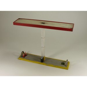 画像2: MacOne Models[MAC35172]1/35 ガソリンスタンド (2)