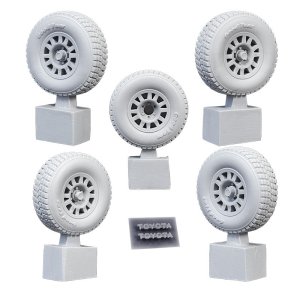 画像2: MacOne Models[MAC35614]1/35 Toyota FJ43 - Modern wheels  (2)