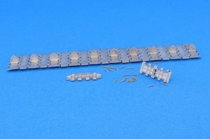 画像5: Master Club[MTL-35020]1/35 WWII ロシア/ソ連 T-34 550mm幅 M1942履帯 冬〜春期仕様 (5)