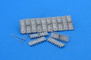 画像2: Master Club[MTL-35017]1/35 WWII露 T-34 550mm履帯 M1940 初期型 タイプ1(金属製) (2)