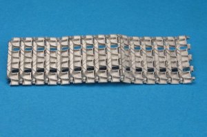 画像4: Master Club[MTL-35001]1/35 パンターA/G型後期型 可動履帯(金属製) (4)