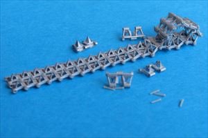 画像3: Master Club[MTL-35039]1/35 WWII露 T-37/T-38/T-20コムソモレッツトラクター/ZiS-30自走砲可動履帯(金属製) (3)