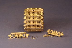 画像2: Master Club[MTL-35081]1/35 現用英 コンカラー重戦車 連結可動履帯(金属製) (2)