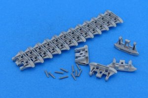 画像4: Master Club[MTL-35084]1/35 チャーチル連結可動履帯 後期型(金属製) (4)
