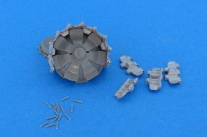 画像3: Master Club[MTL-35194]1/35 T-24中戦車用履帯(金属製) (3)